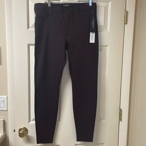NWT Liverpool Jegging Pants